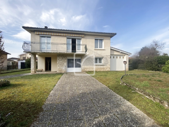 Maison avec 2 Logements à Biars sur Cère - Quartier Calme