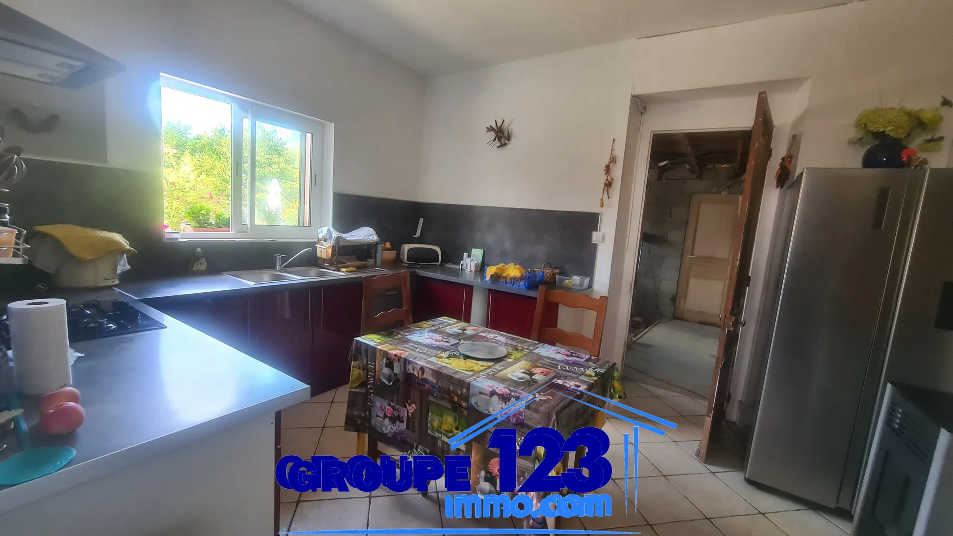 Maison à rénover à Champlost - 90 m² sur 5 000 m² de terrain 