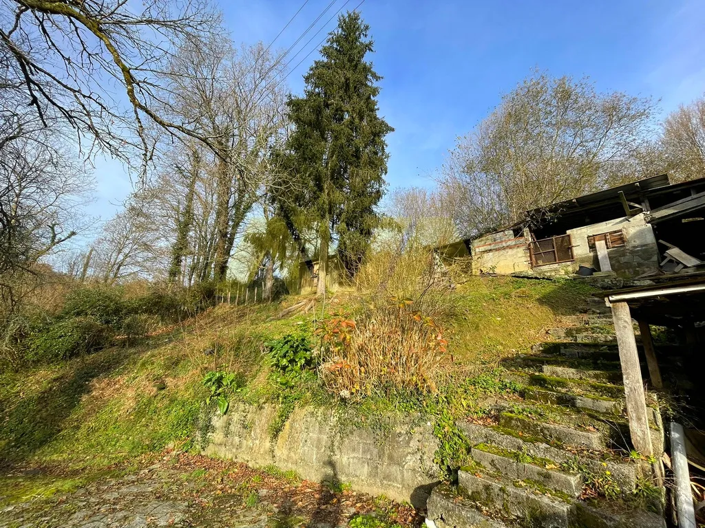 Maison mitoyenne avec 4 chambres à Garindein 