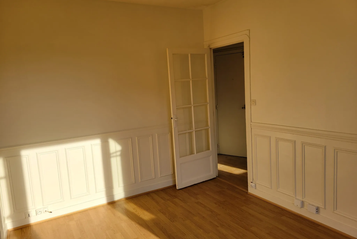 Vente appartement 2 pièces à Viroflay avec balcon 