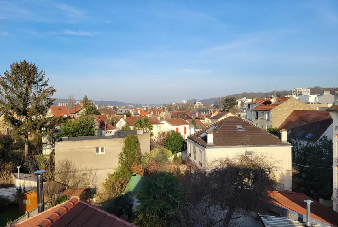 Vente appartement 2 pièces à Viroflay avec balcon 