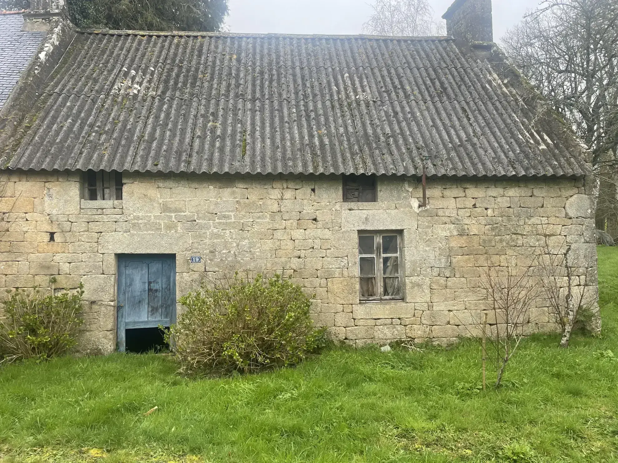 Longère à rénover à Melrand au cœur de la vallée du Blavet 