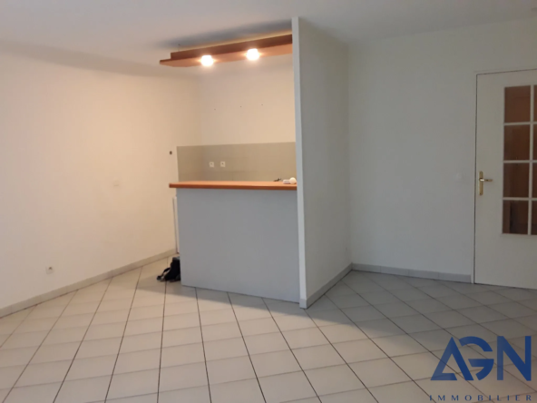 À vendre : appartement studio de 33,49 m² à Montpellier avec terrasse