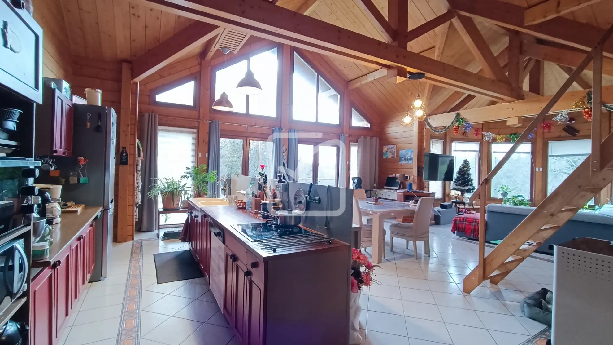 Maison spacieuse et lumineuse à Chalais - 123 m² 