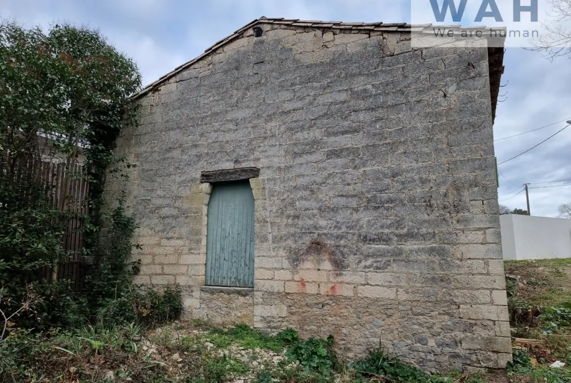 Remise en Pierre Viabilisée à Saint Bauzille de Montmel 34160 