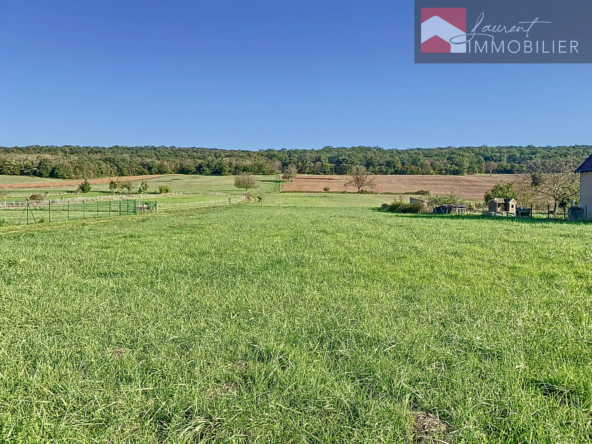 Terrain viabilisé de 2040 m² à Nanton - À saisir!