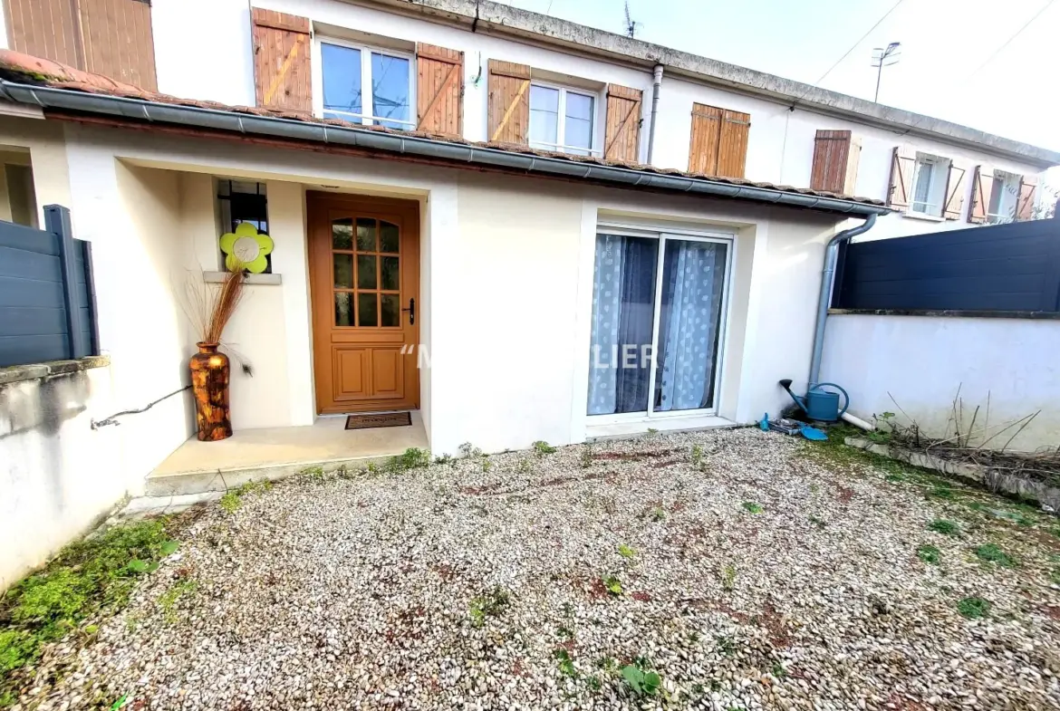 Maison 3 Chambres avec Garage et Jardin à Nogent l'Artaud 