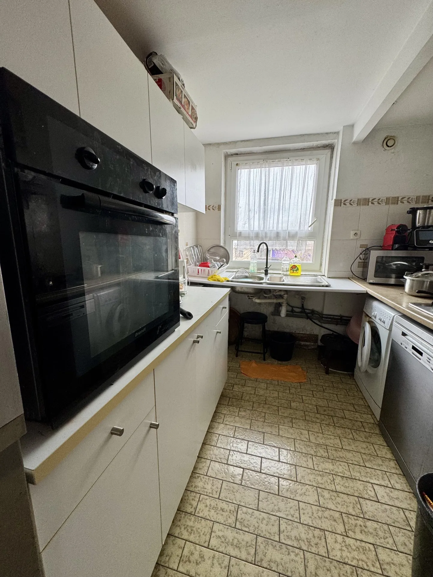 Appartement familial à Clichy-sous-Bois avec 3 chambres et parking 