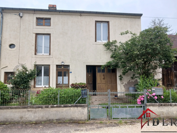 Lot de 2 maisons à rénover à Vernois-sur-Mance