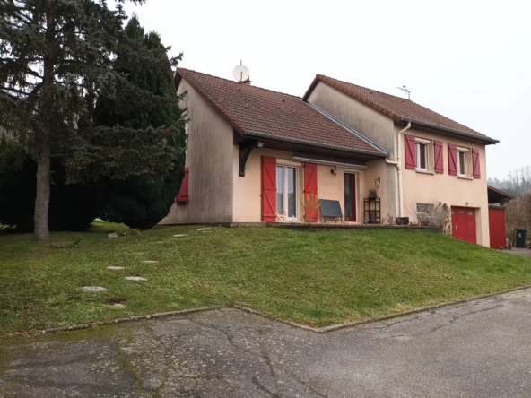 Pavillon T6 spacieux à Foug sur 1.485 m² de terrain