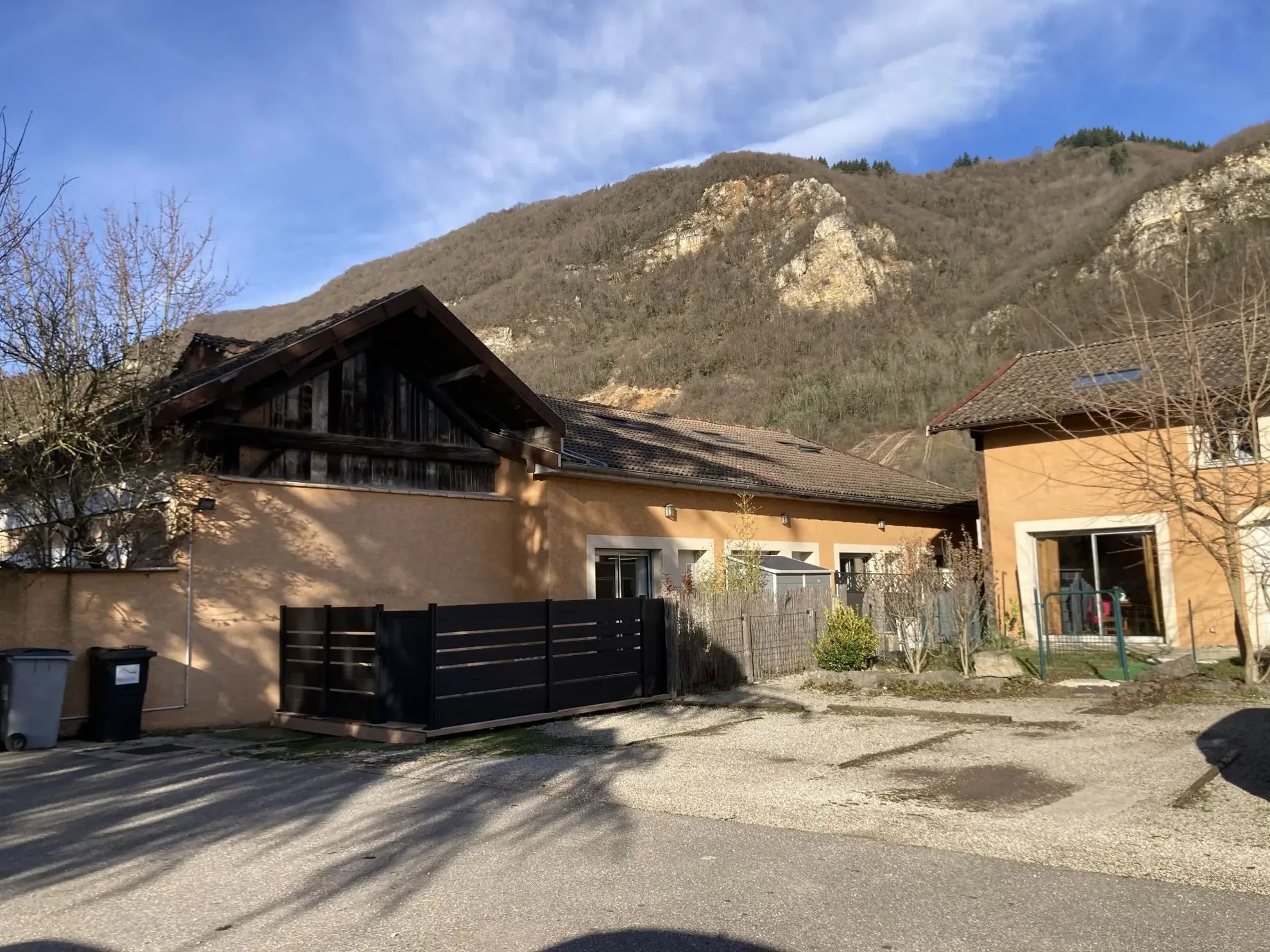 Vente d'un bel appartement T3 en duplex avec terrasse à Saint-Sorlin-en-Bugey 