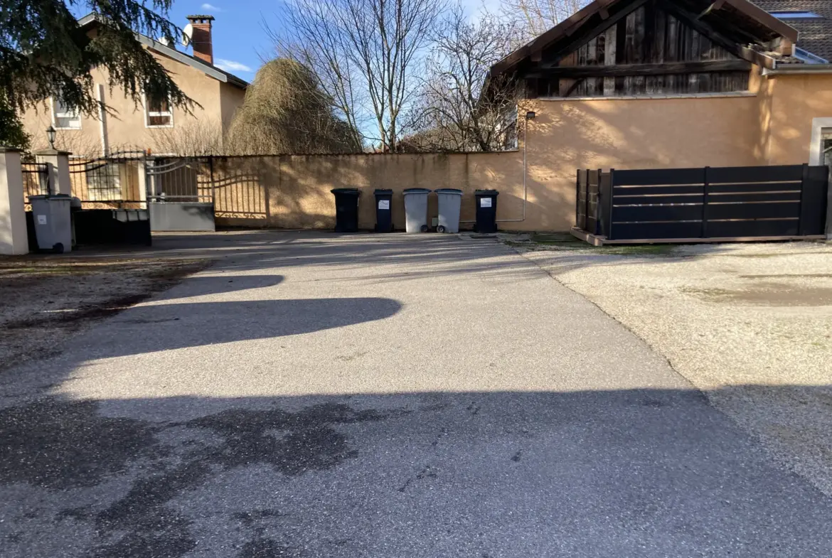 Vente d'un bel appartement T3 en duplex avec terrasse à Saint-Sorlin-en-Bugey 