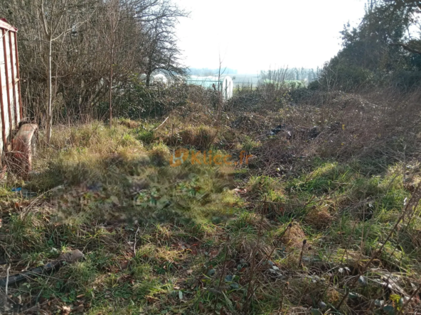 Terrain à Bâtir de 800 m² en Normandie