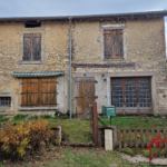 Maison à rénover de 118 m² à Voisey, Haute-Marne