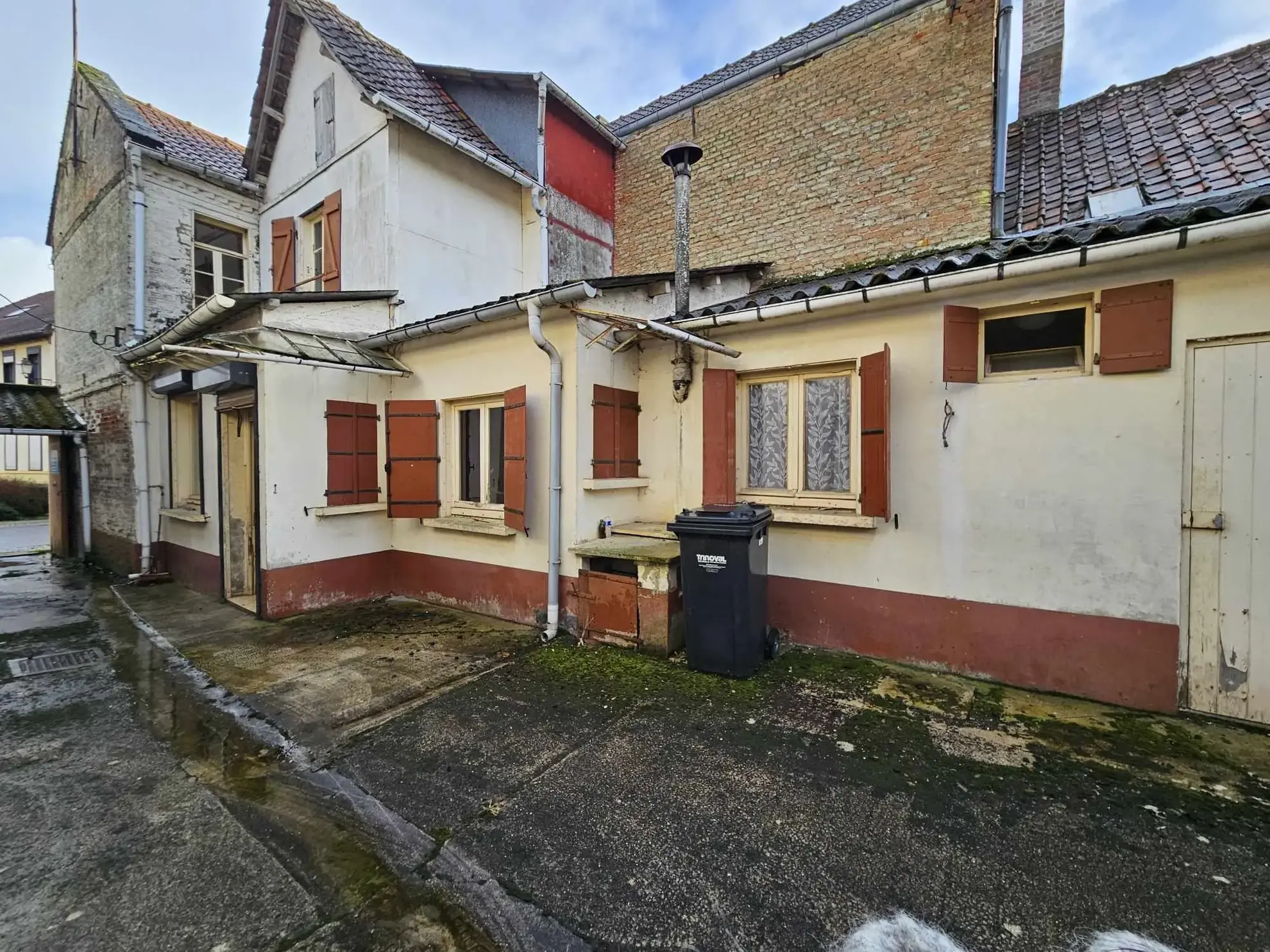 Maison à rénover à Hallencourt - 66000 EUR 