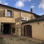 Maison à vendre à Mirebeau, centre-ville avec jardin et garage