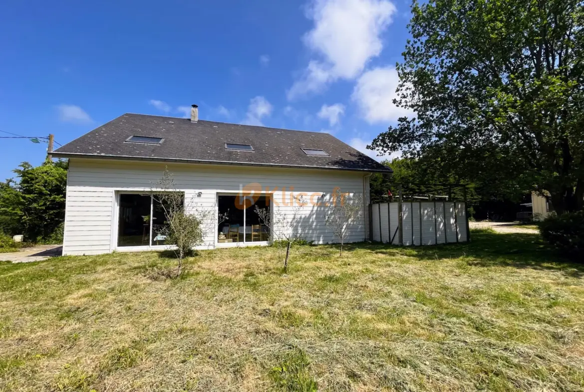 Vente d'un charmant pavillon près de Fécamp avec jardin et garage 