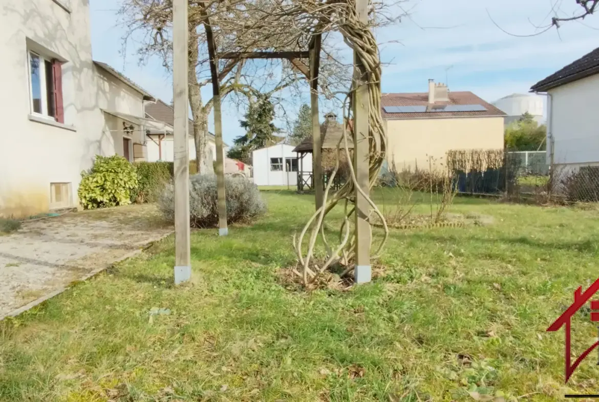 Achetez cette maison de 176 m² avec 6 chambres à Chaumont 