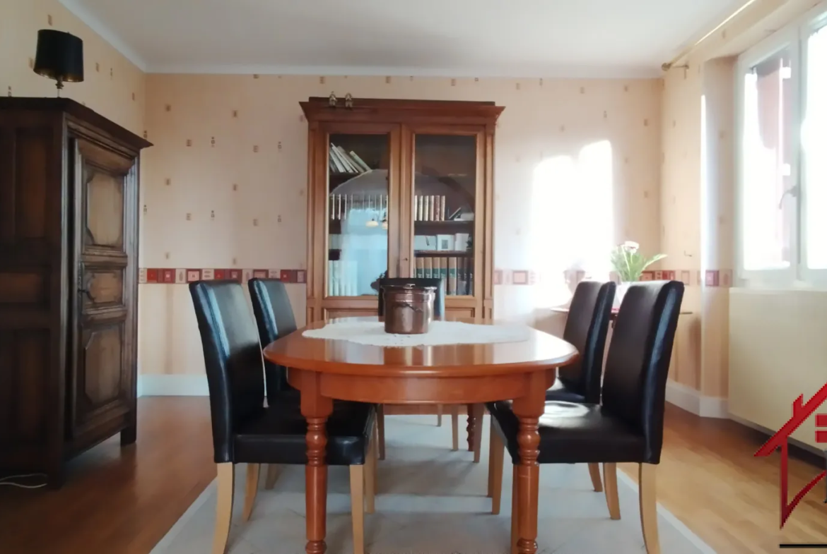 Achetez cette maison de 176 m² avec 6 chambres à Chaumont 