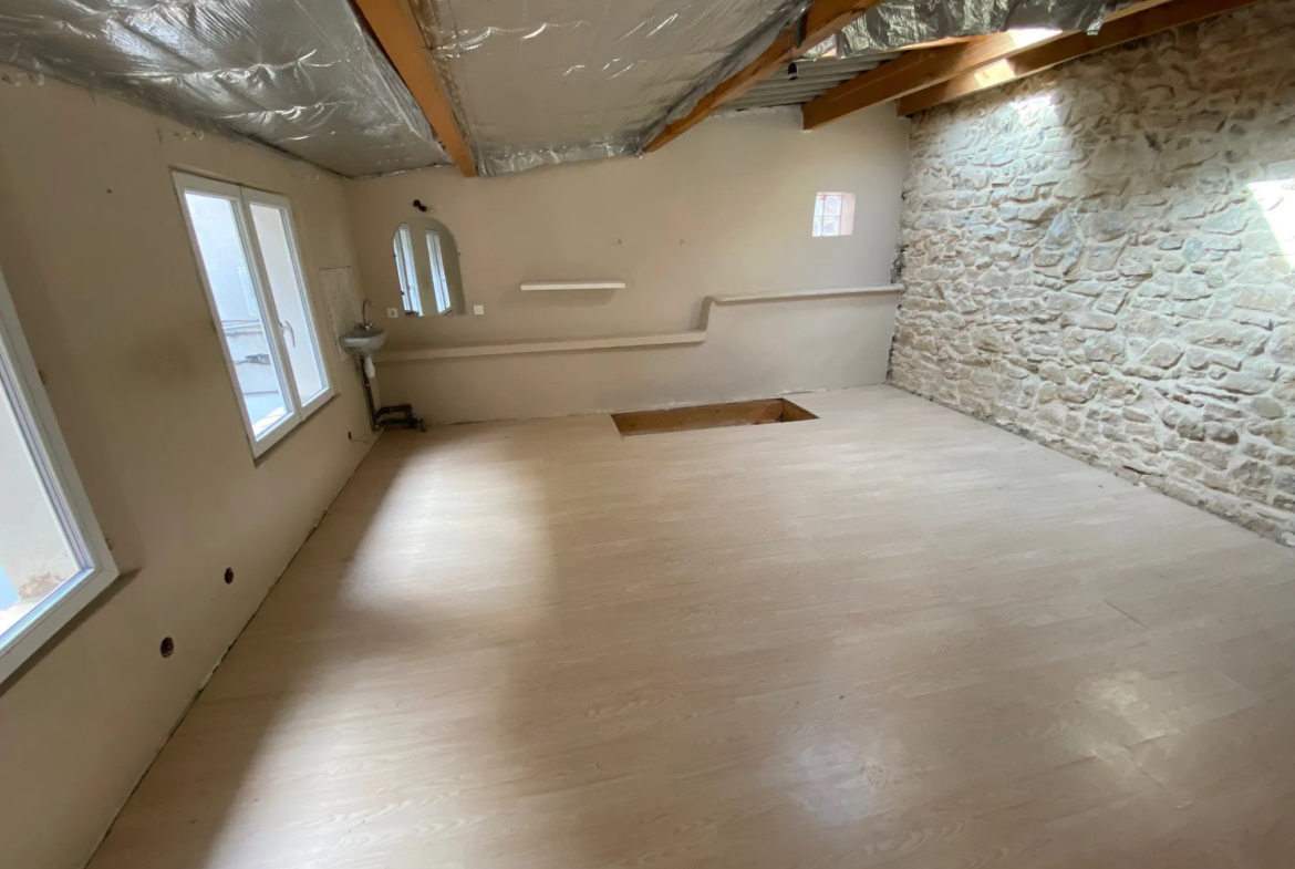 Appartement T2/T3 de 45m² avec terrasse à Nîmes 