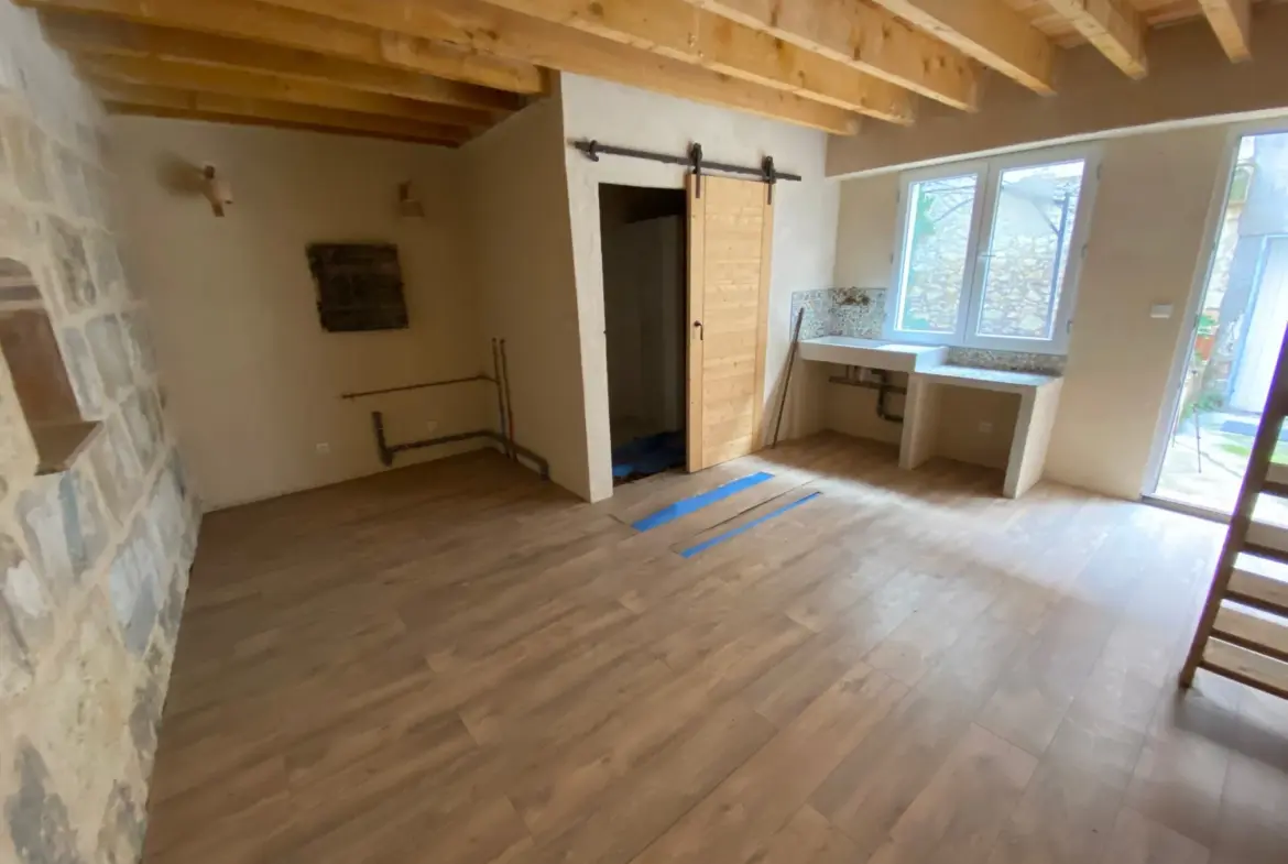 Appartement T2/T3 de 45m² avec terrasse à Nîmes 