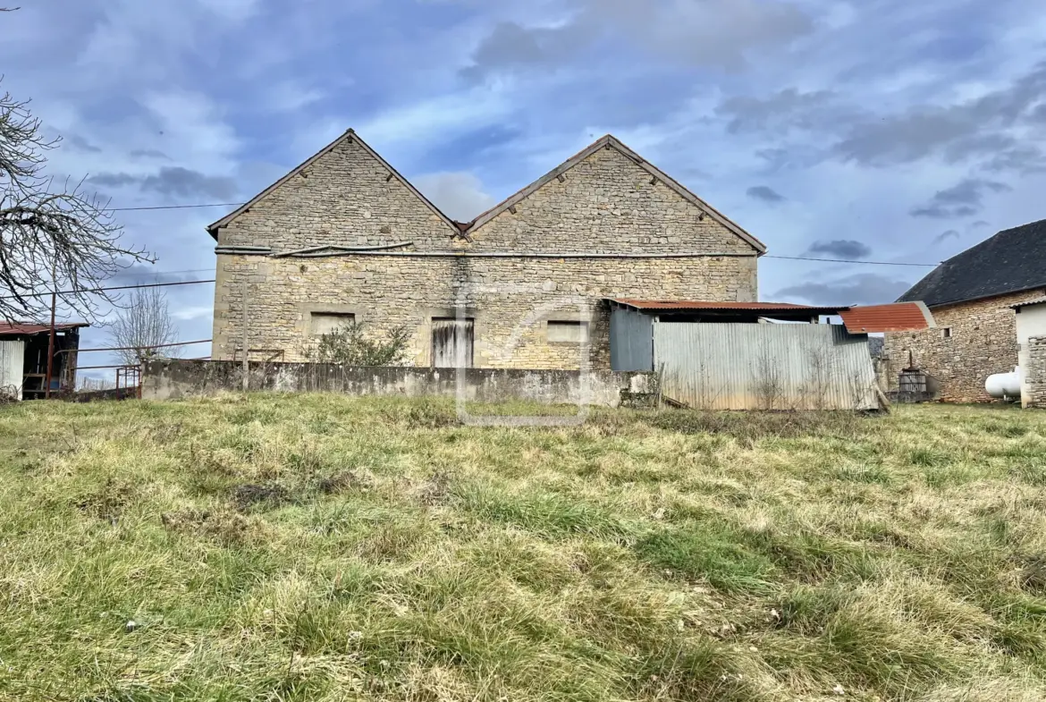 Grange à rénover de 200 m² à vendre à La Dornac 