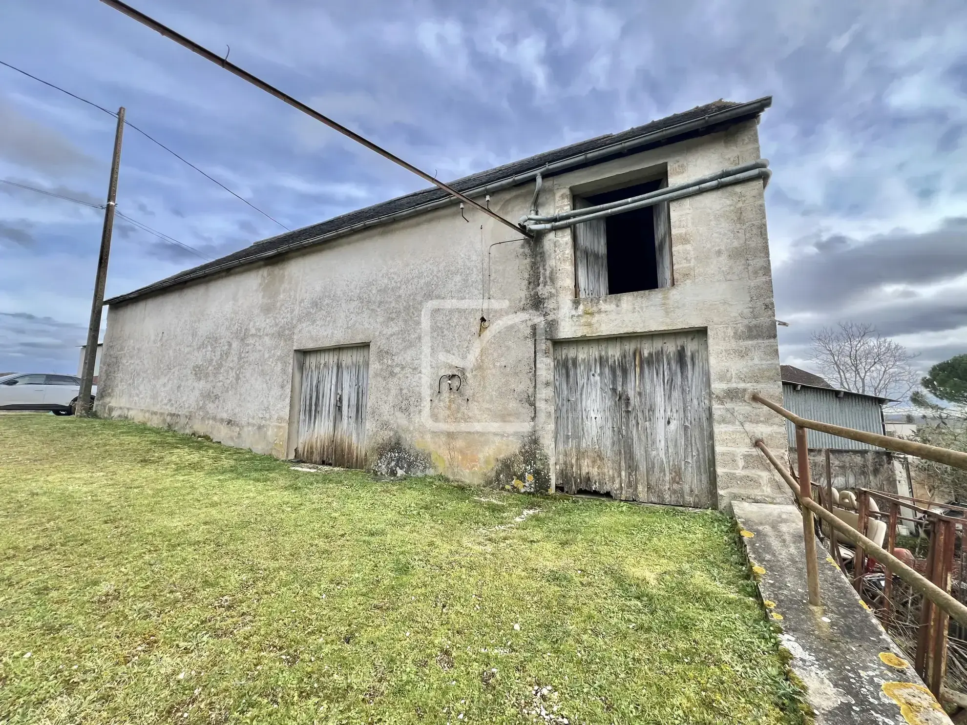 Grange à rénover de 200 m² à vendre à La Dornac 