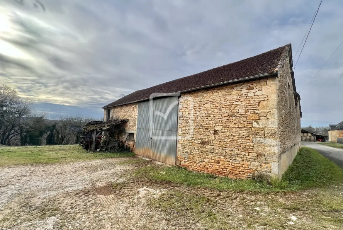 Grange à rénover de 200 m² à vendre à La Dornac 