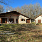 Maison de 90 m² avec garages indépendants à Captieux