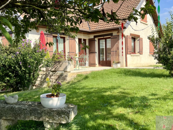 Maison sur sous-sol à Lavangeot, 95 m² habitable