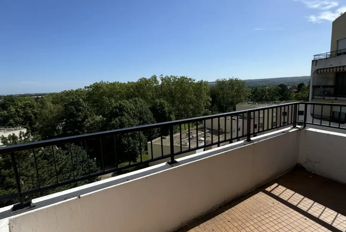 Grand Appartement F4 à Cergy - Idéal Investisseur ! 