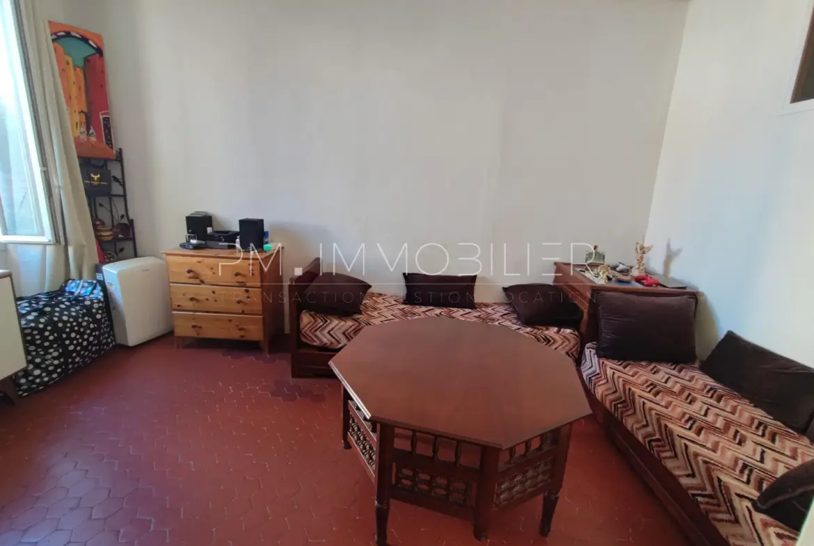 À vendre : Appartement 36 m² T2 au Rouet, Marseille 