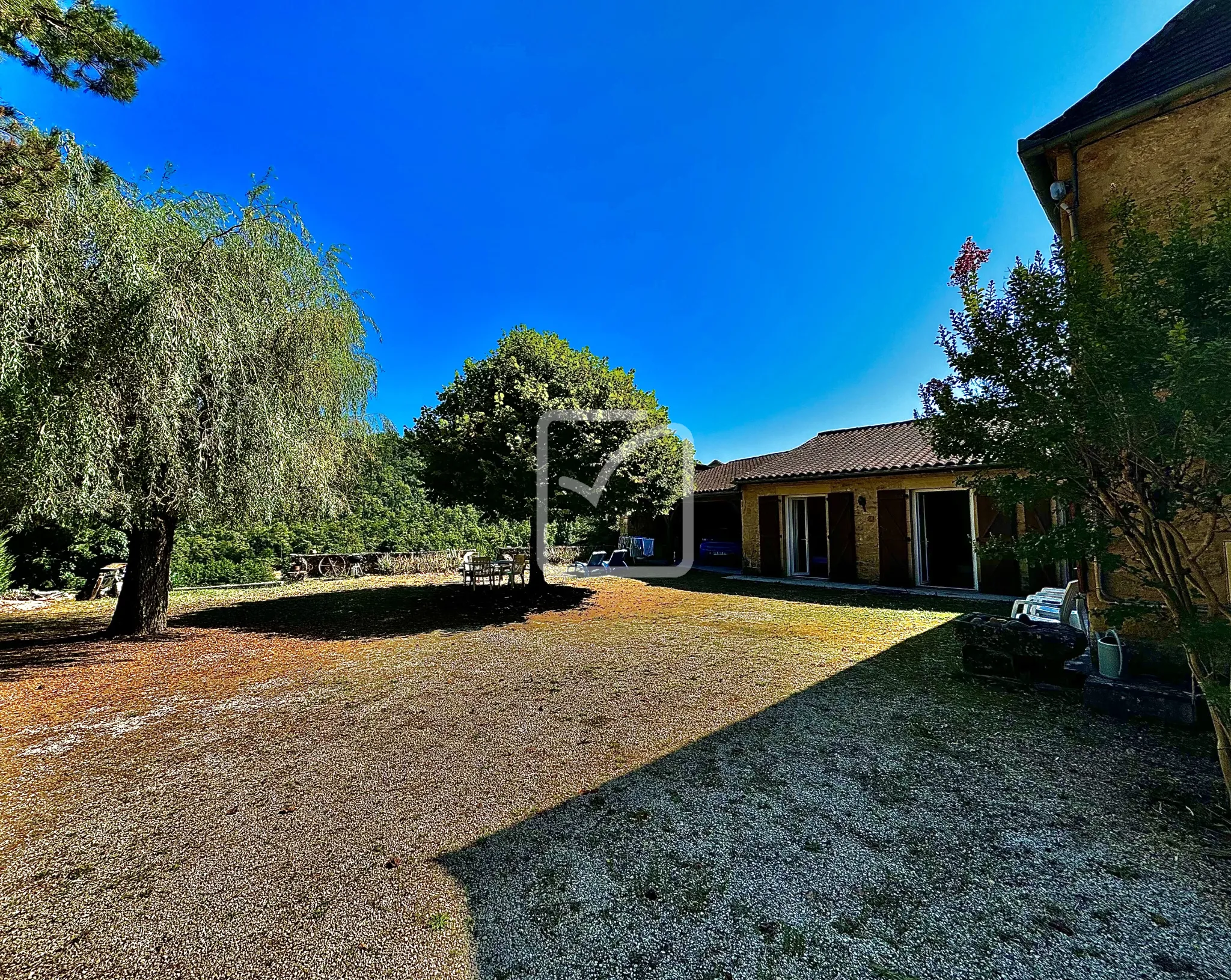 Maison en pierre avec jardin à St Cirq Madelon - Charme et Authenticité 