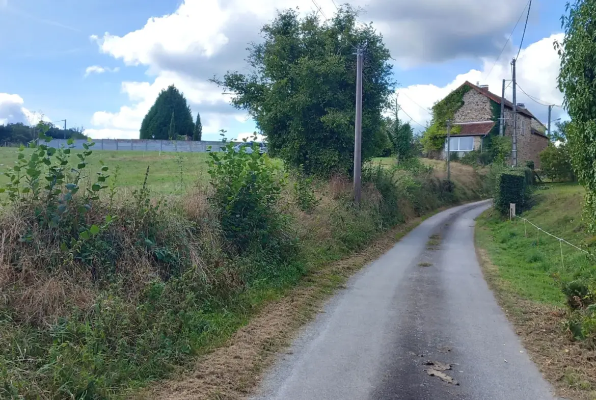 Maison indépendante en pierres à Bosmoreau-les-Mines - 146 m² à rénover 