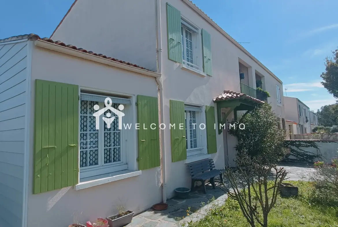 Maison familiale 93 m² à La Rochelle avec garage et terrasse 