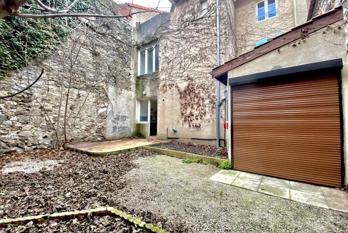 Studio en rez-de-chaussée avec terrasse à Saint-Vallier 