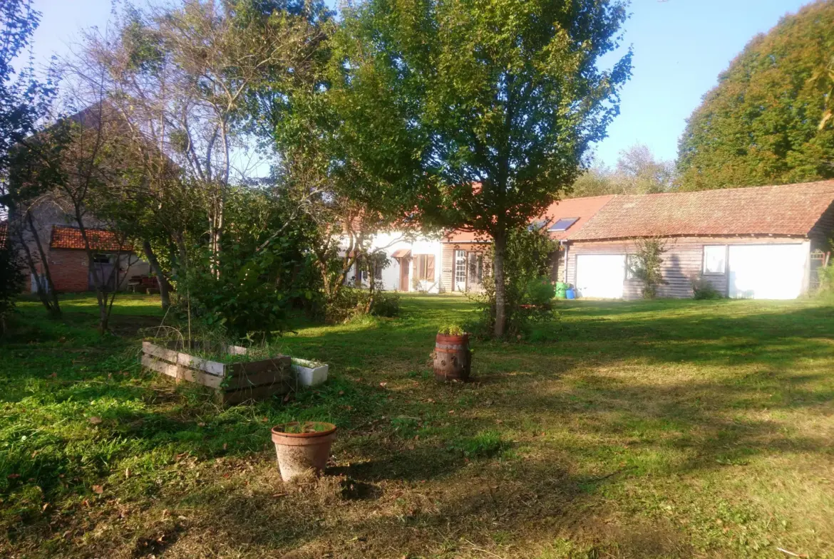 Ancien Moulin rénové avec Annexe à Murlin 