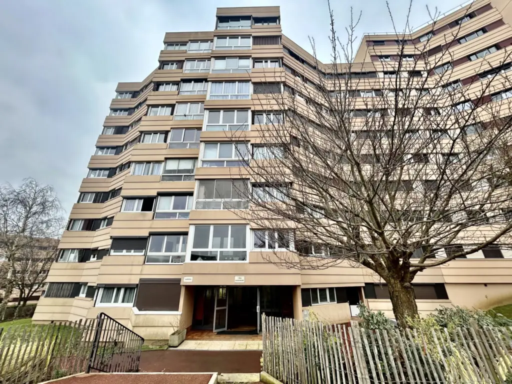 Vente d'un appartement spacieux de 4 pièces à Noisy-Champs, Champs-sur-Marne