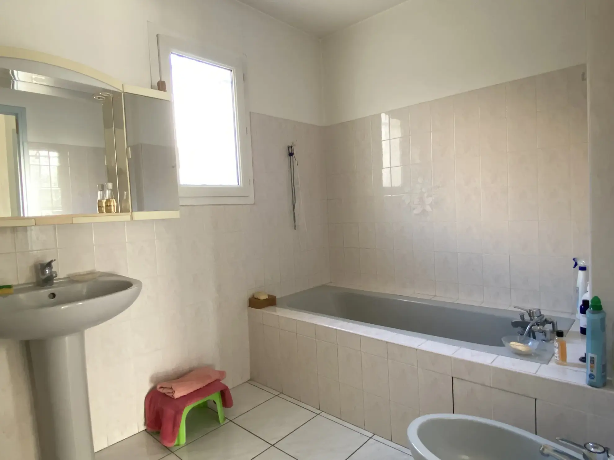 À vendre : Appartement T3 avec terrasse et garage à Saint Gaudérique, Perpignan 