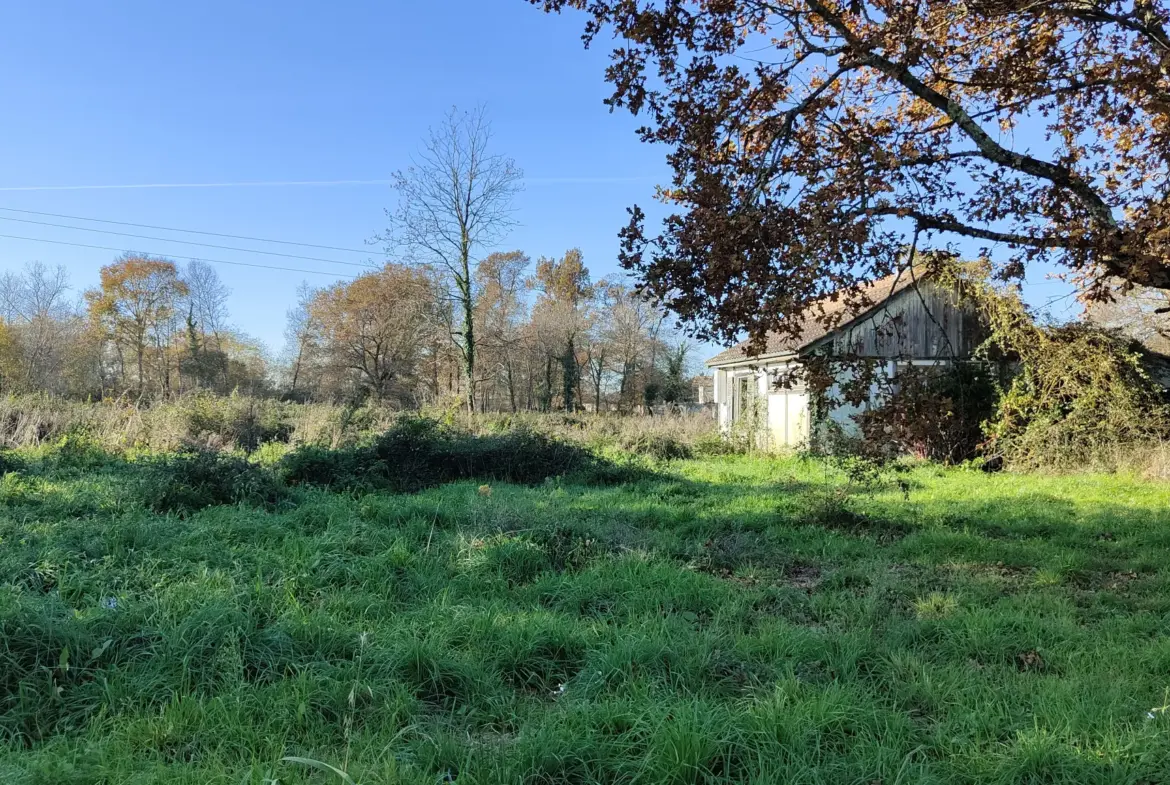 Terrain constructible à Langon de 2515 m² à vendre 