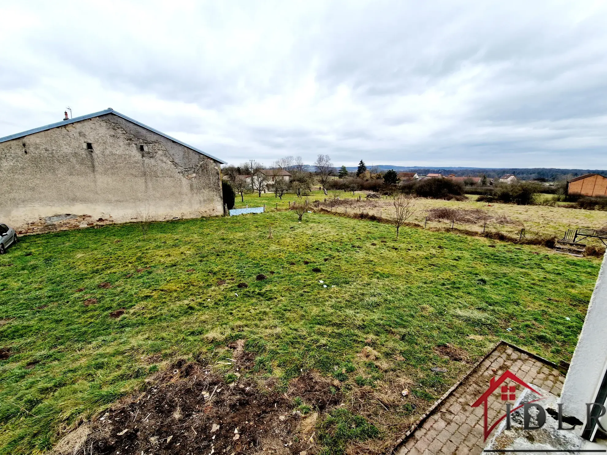 Maison à rénover de 133 m² à Passavant la Rochère sur 3795 m² de terrain 