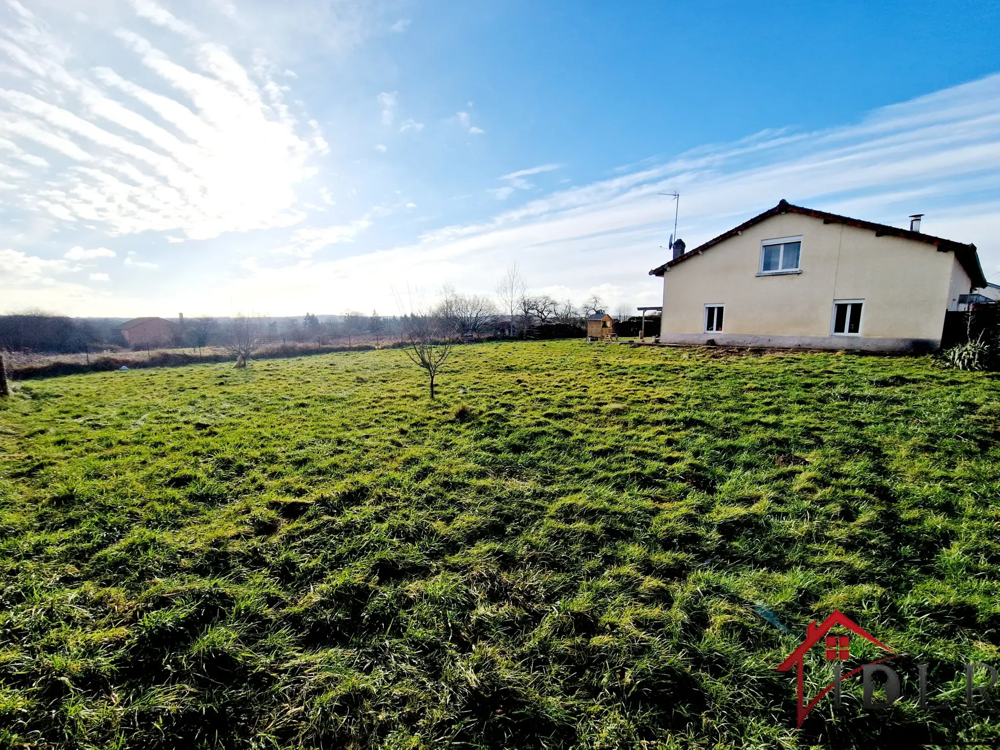 Maison à rénover de 133 m² à Passavant la Rochère sur 3795 m² de terrain 