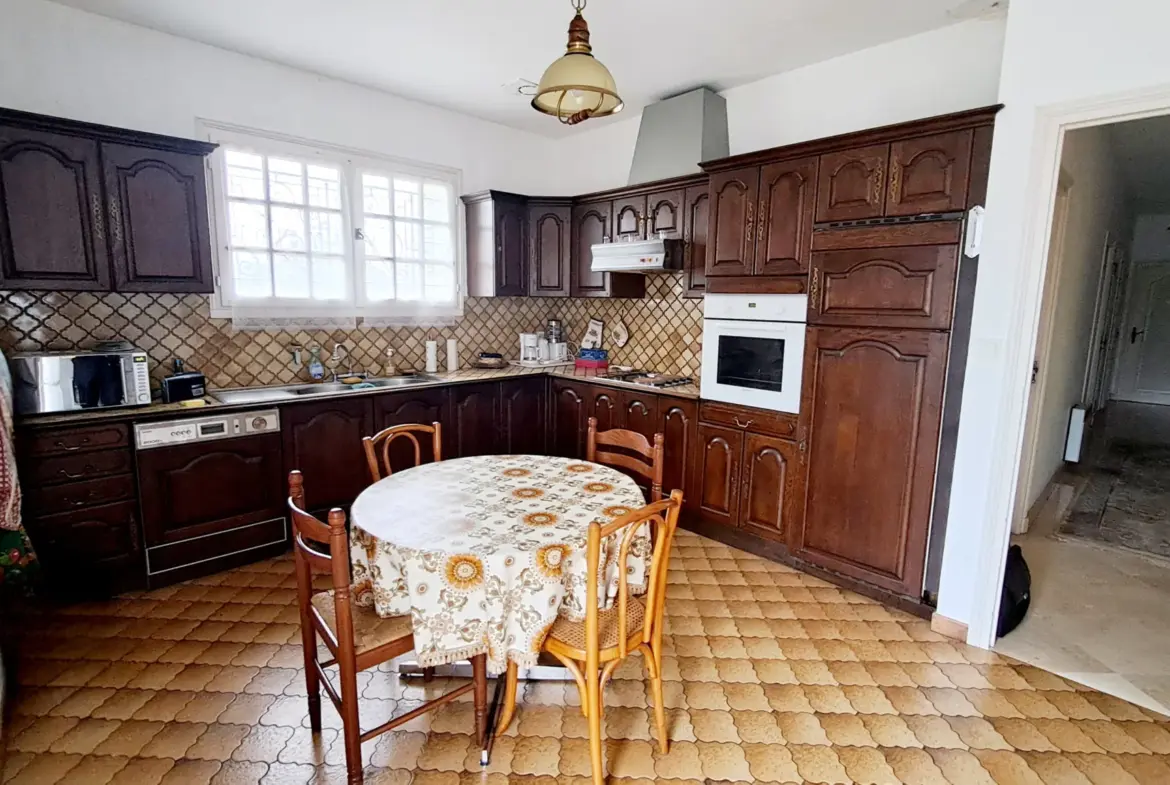 Maison en pierre de 5 chambres à Casseneuil à vendre pour 288 500 EUR 