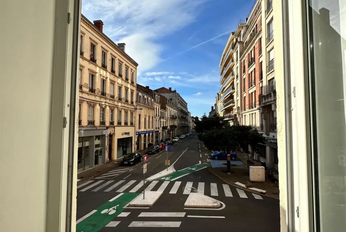 Très beau Duplex T4 Hyper Centre-Ville à Roanne 