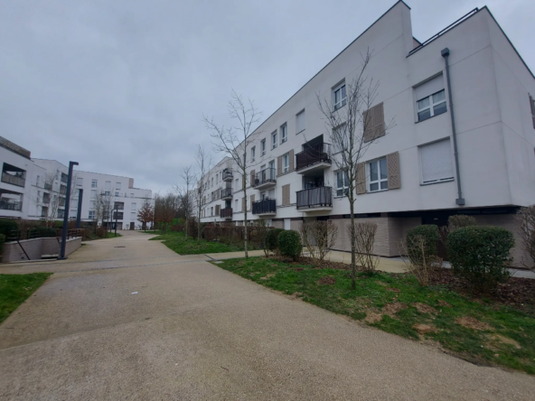 Appartement moderne à vendre à Bois-D'Arcy - 39 m² avec balcon