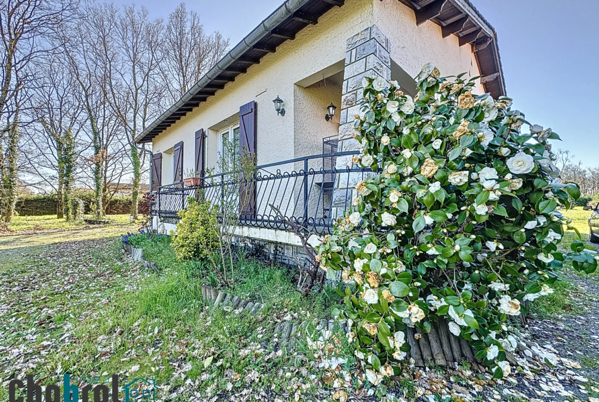 Belle maison avec terrain constructible à La Ville Dieu Du Temple 