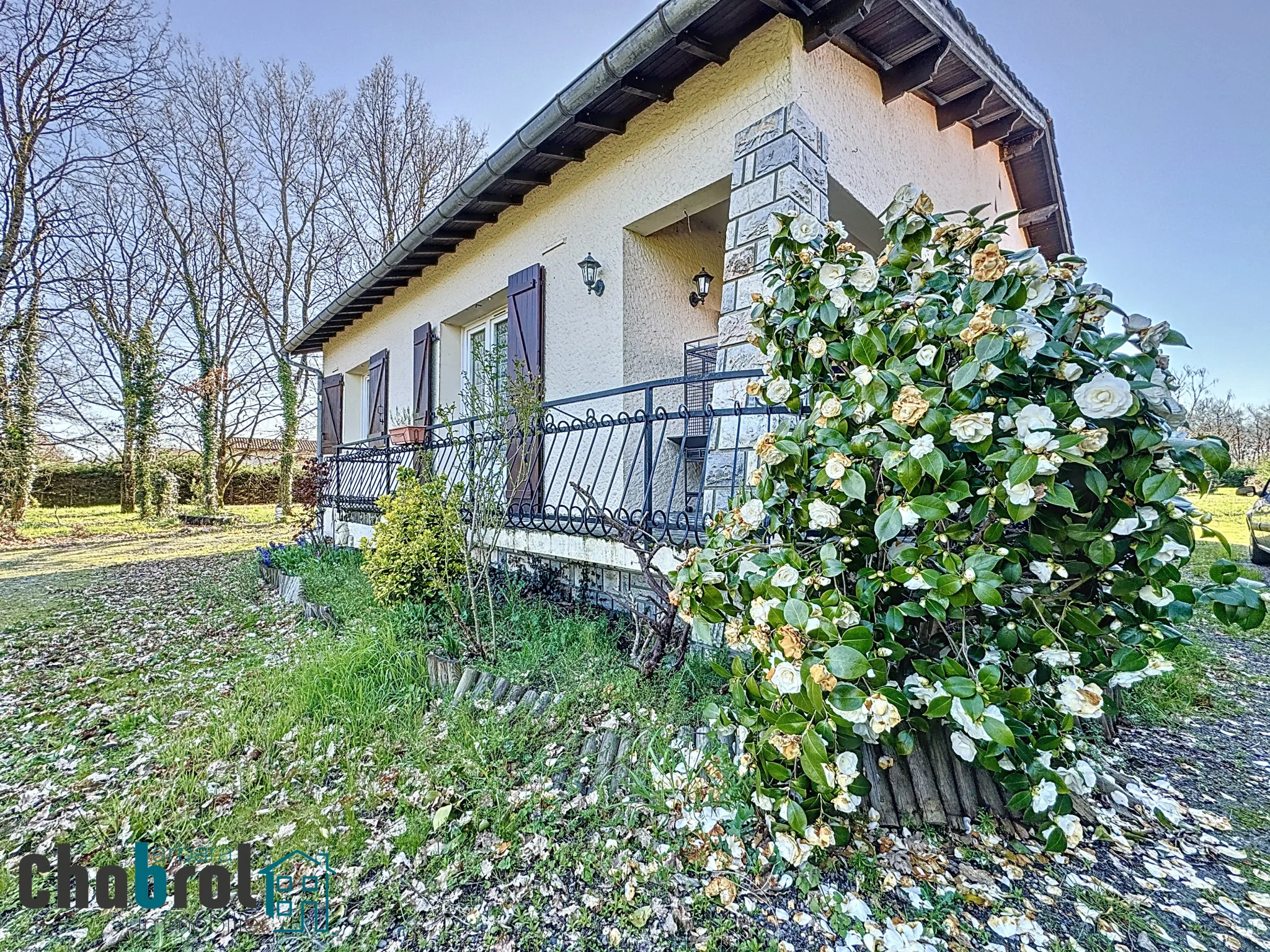 Belle maison avec terrain constructible à La Ville Dieu Du Temple 