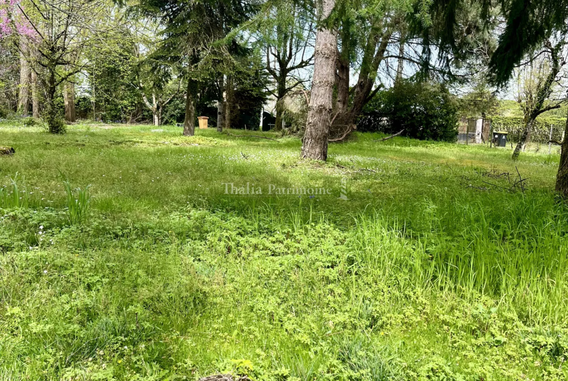 Terrain à bâtir à Saint Denis de Pile - 957 m² 