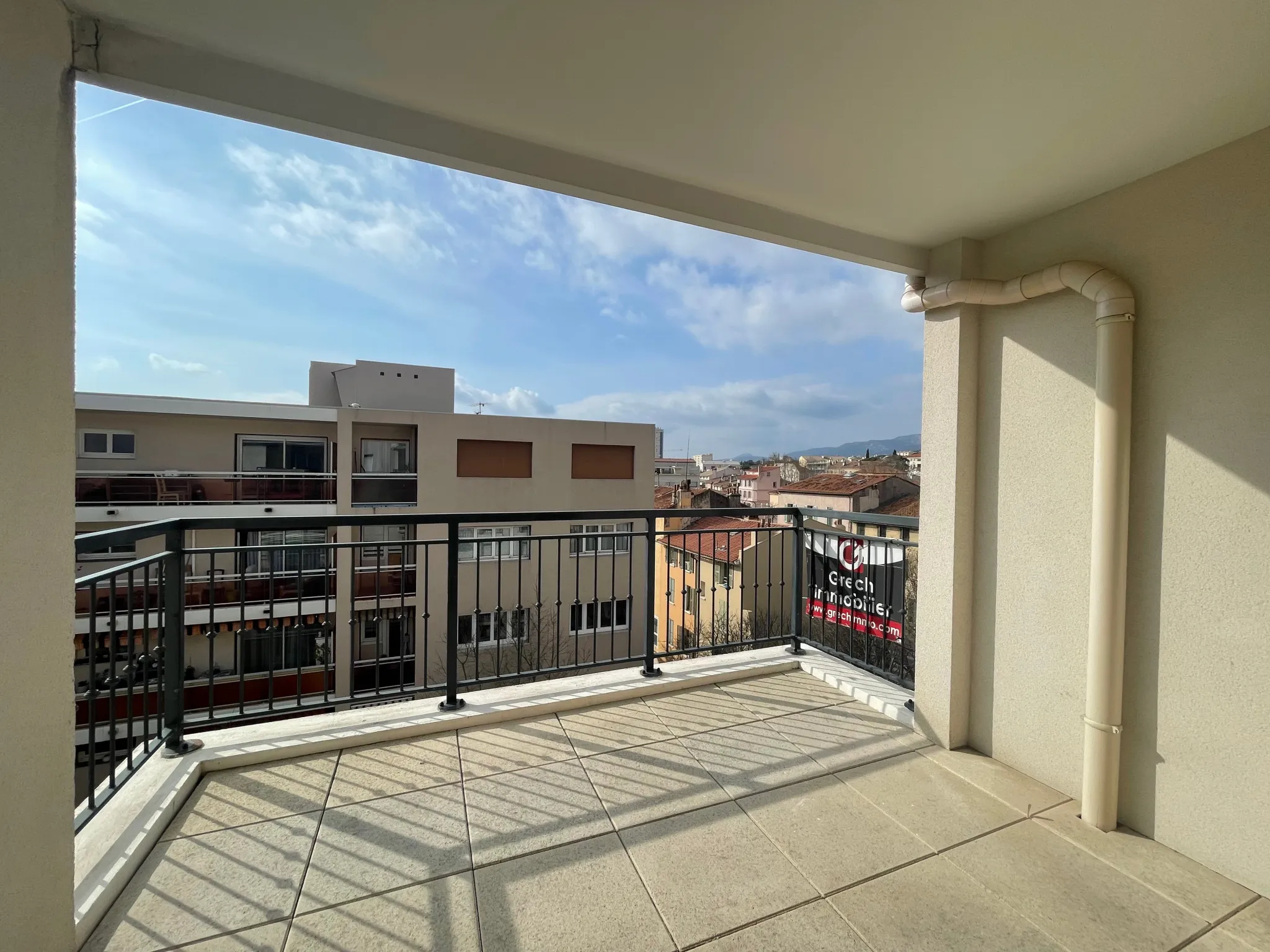 Appartement 3 pièces lumineux à Toulon avec garage en option 