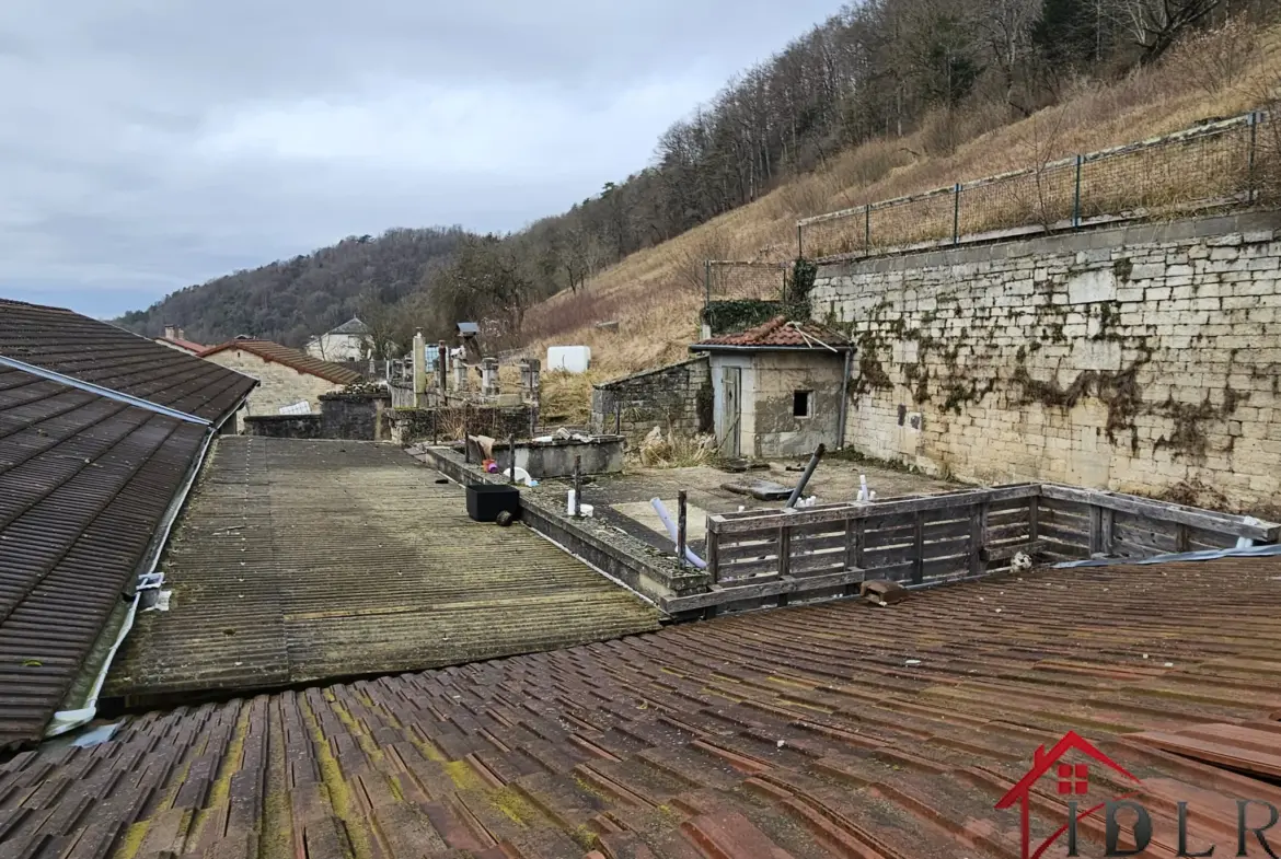 Maison à Chevillon avec Potentiel à Aménager 